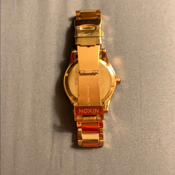 Nixon watch - Picture 2 of 4